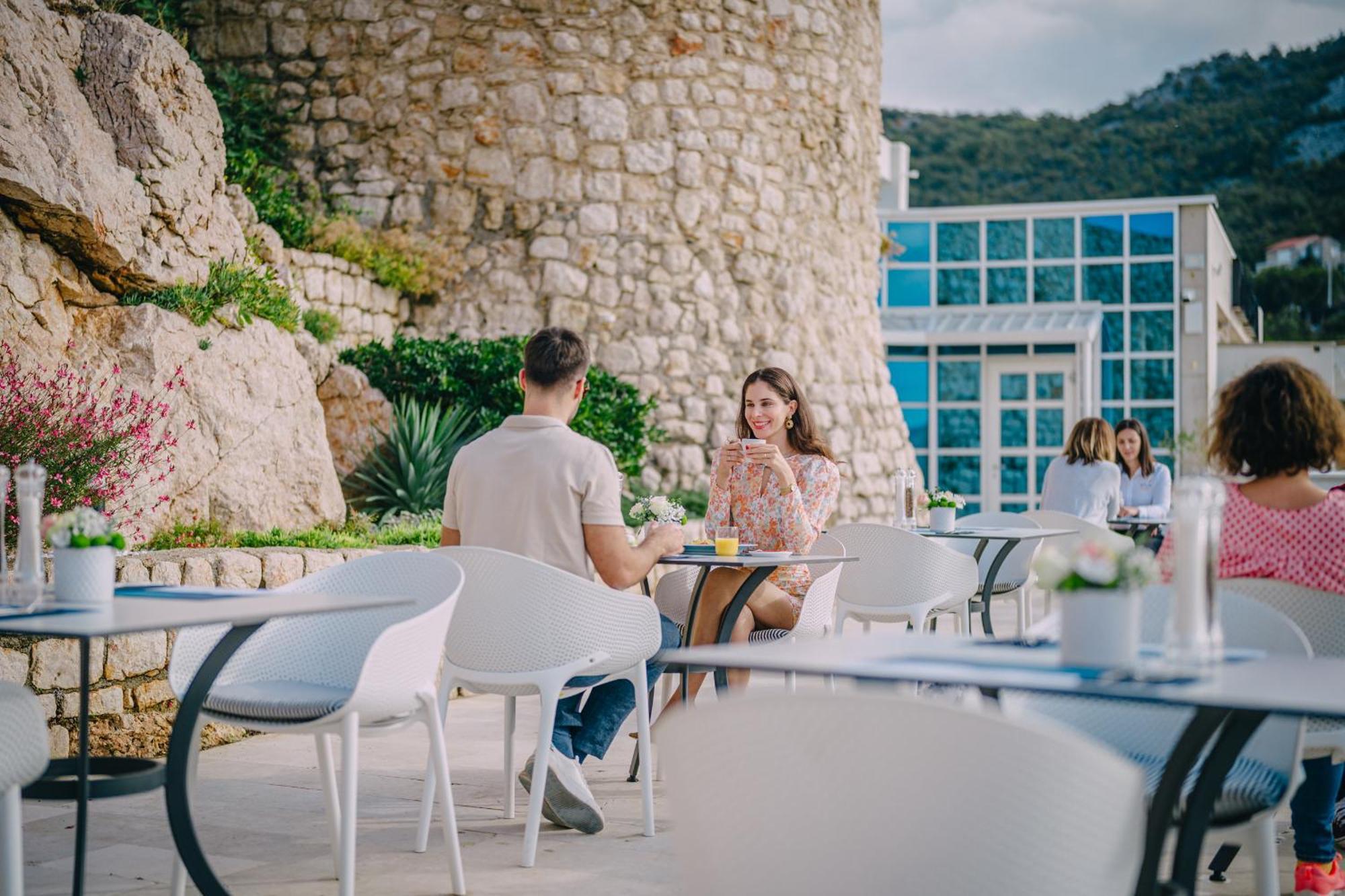 Kul In Ablana Hotel Ябланац Екстериор снимка