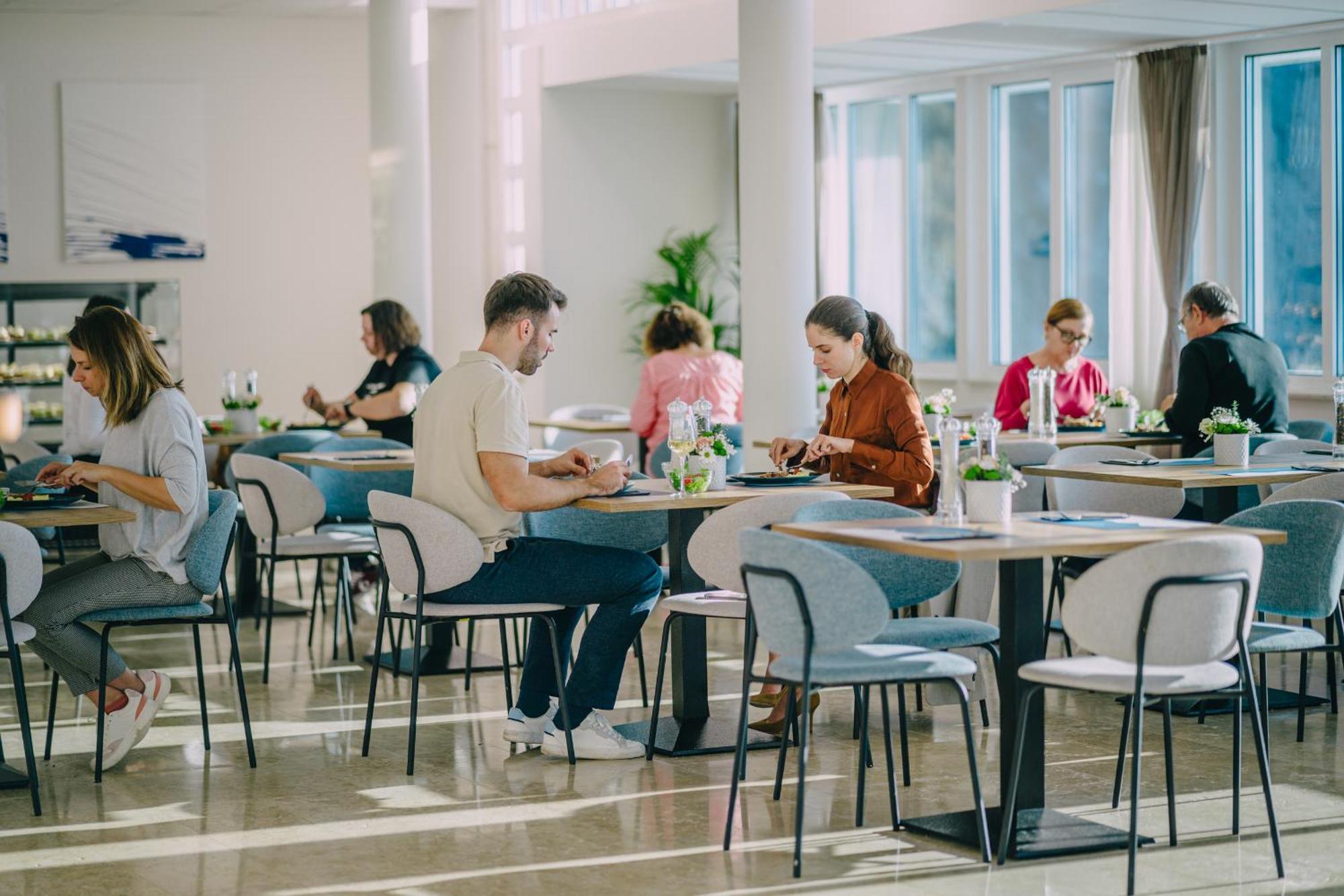 Kul In Ablana Hotel Ябланац Екстериор снимка