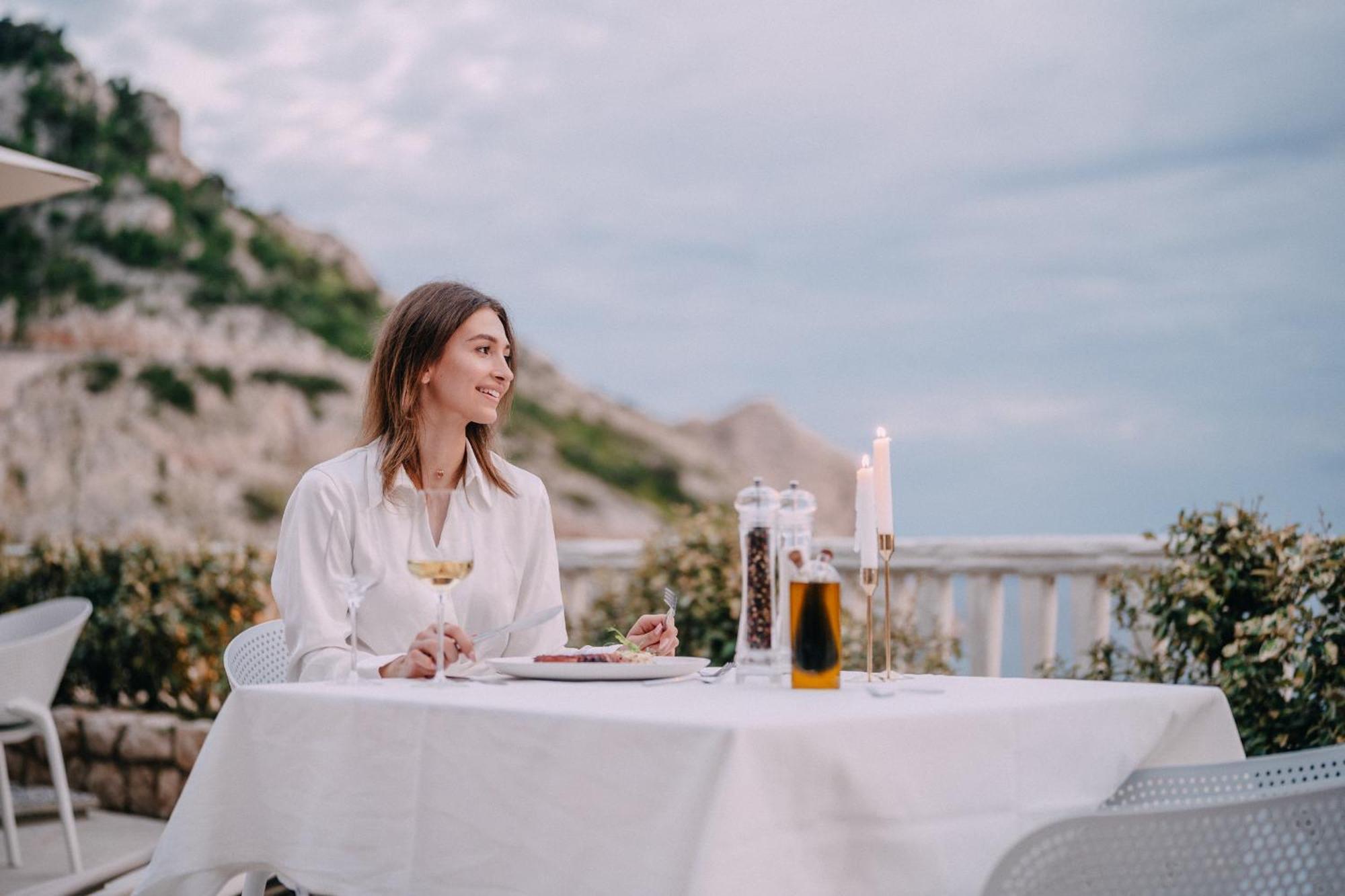 Kul In Ablana Hotel Ябланац Екстериор снимка
